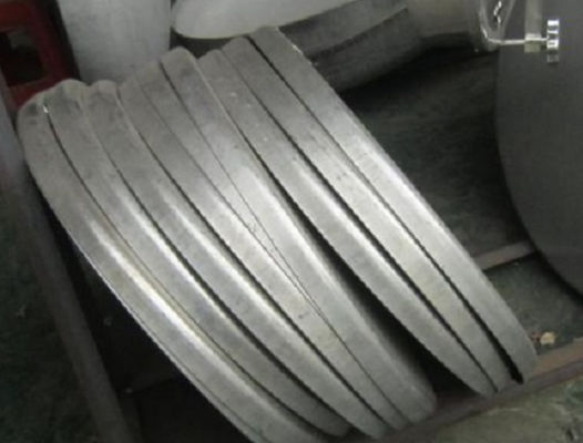 400mm 軽鋼 端 冷圧 プレッシング 平面 プレッシング 頭 熱形